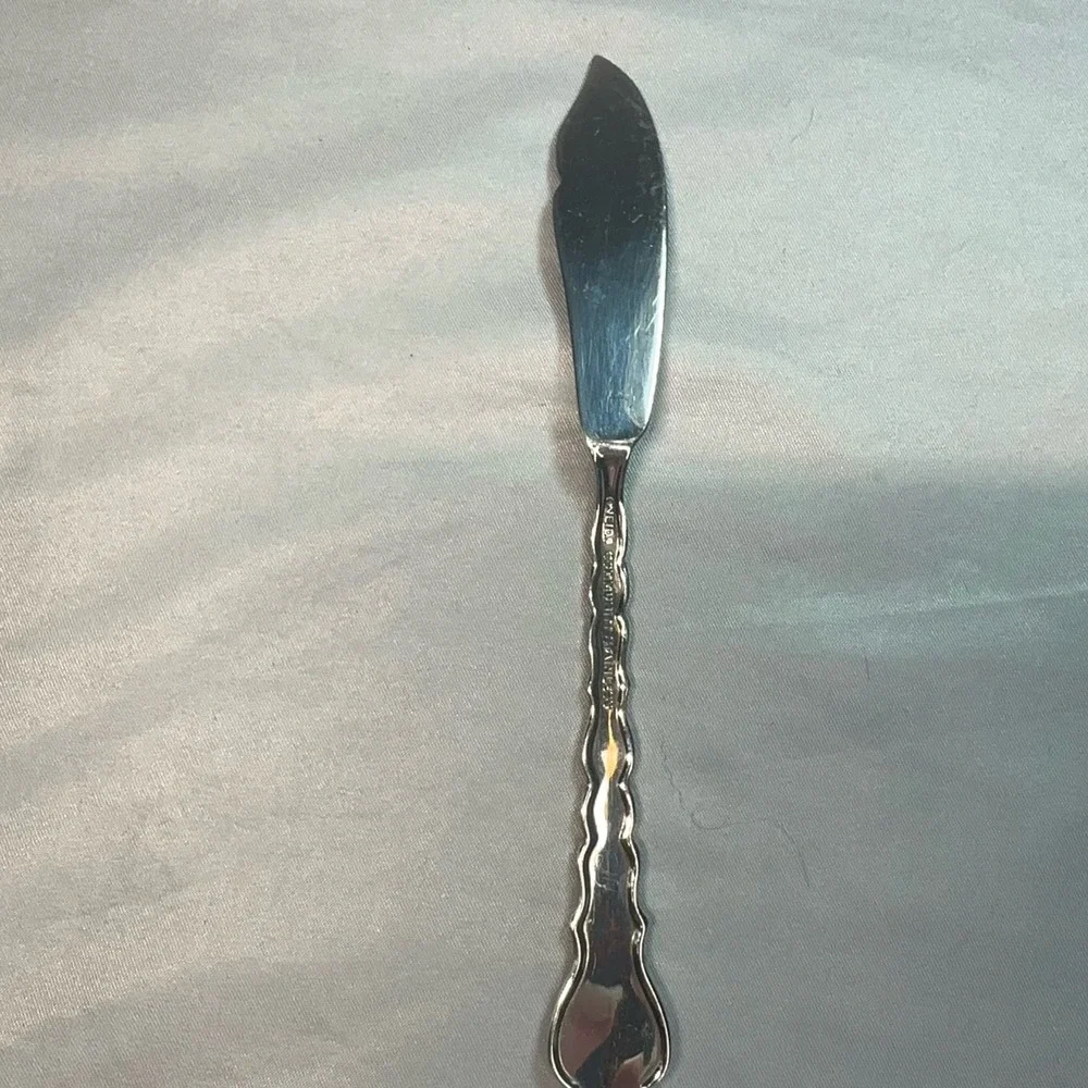 ONEIDA CELLO Serving Set 13 Casserole Pierced Pie Gravy Sugar Jelly Solid Spoons
